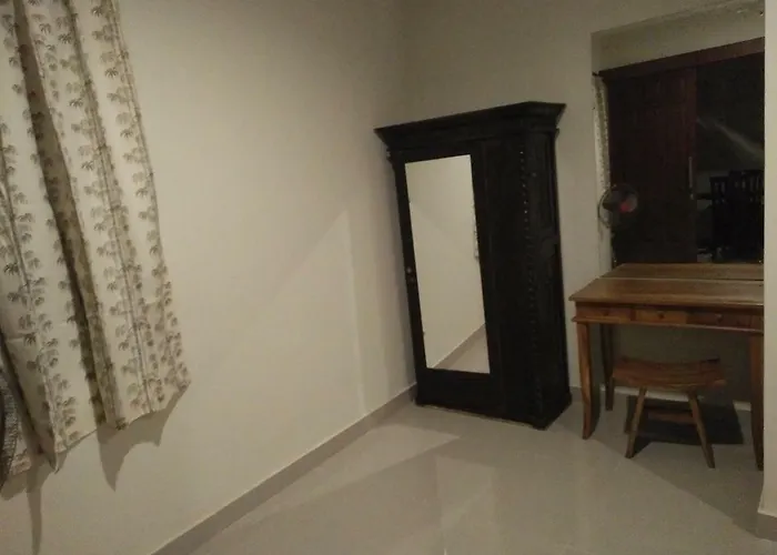 Made House And * Sanur