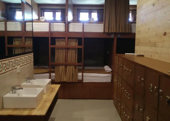 Made House And Quarto em Acomodações Particulares